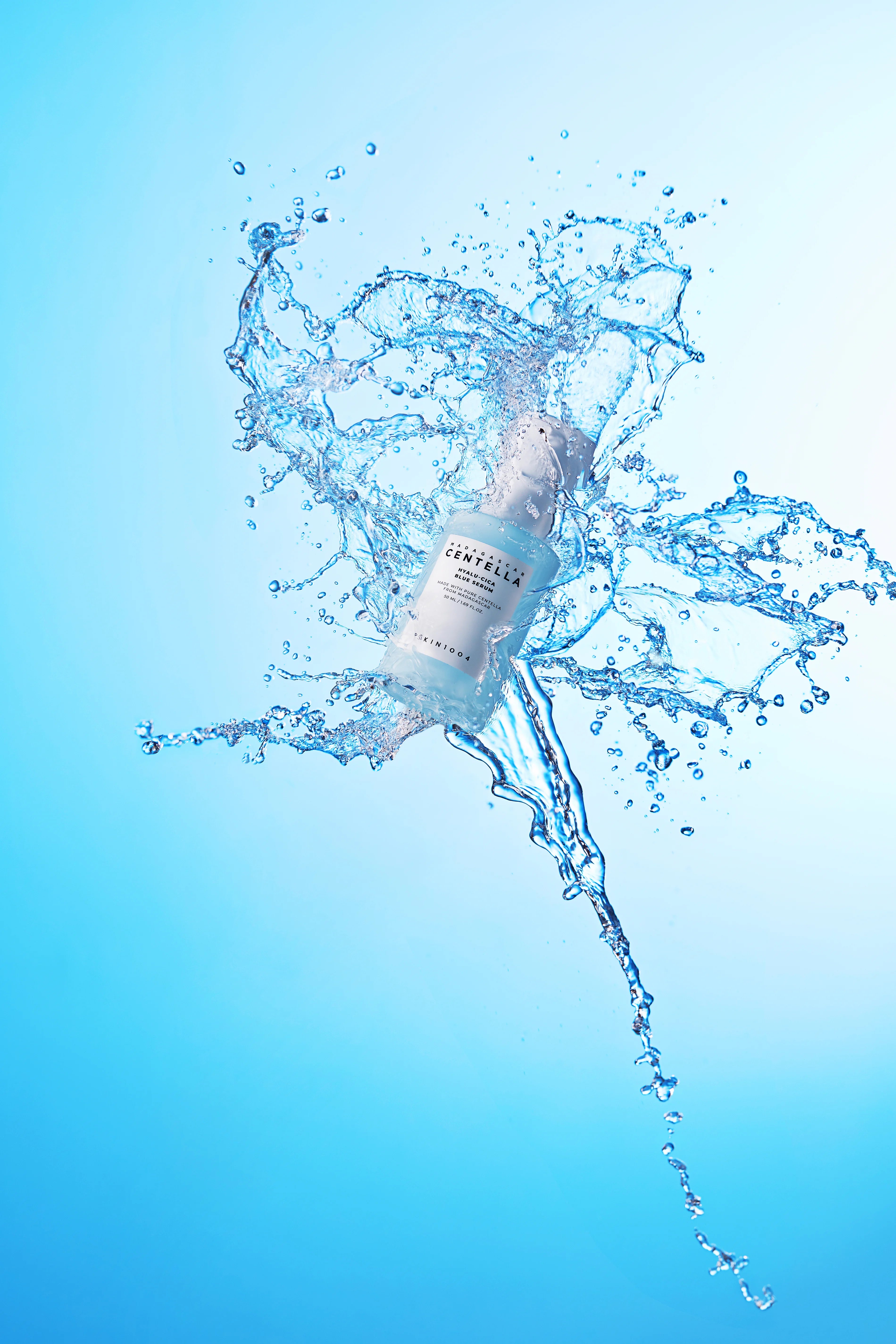 SKIN1004 Madagascar Centella Hyalu-Cica Blue Serum